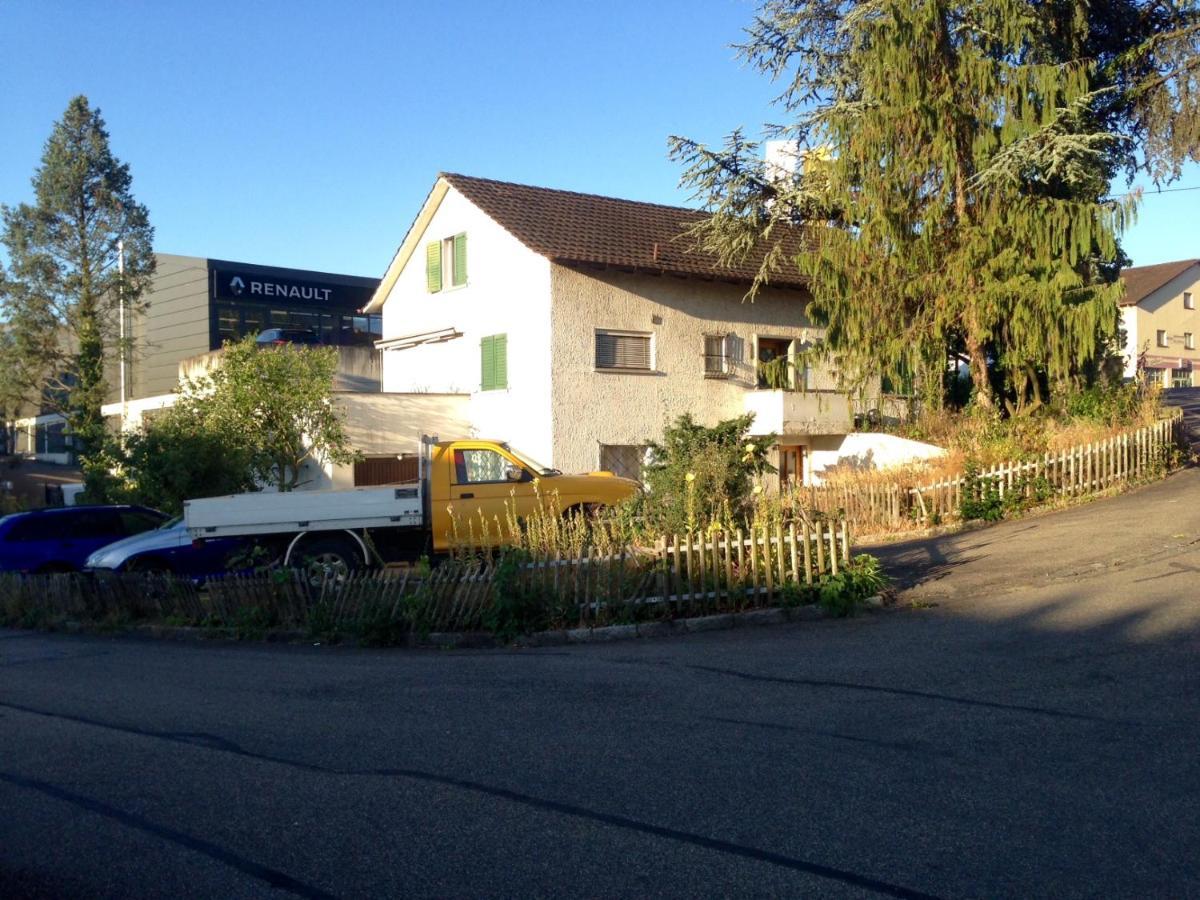 Baselhostel Fullinsdorf Exterior photo